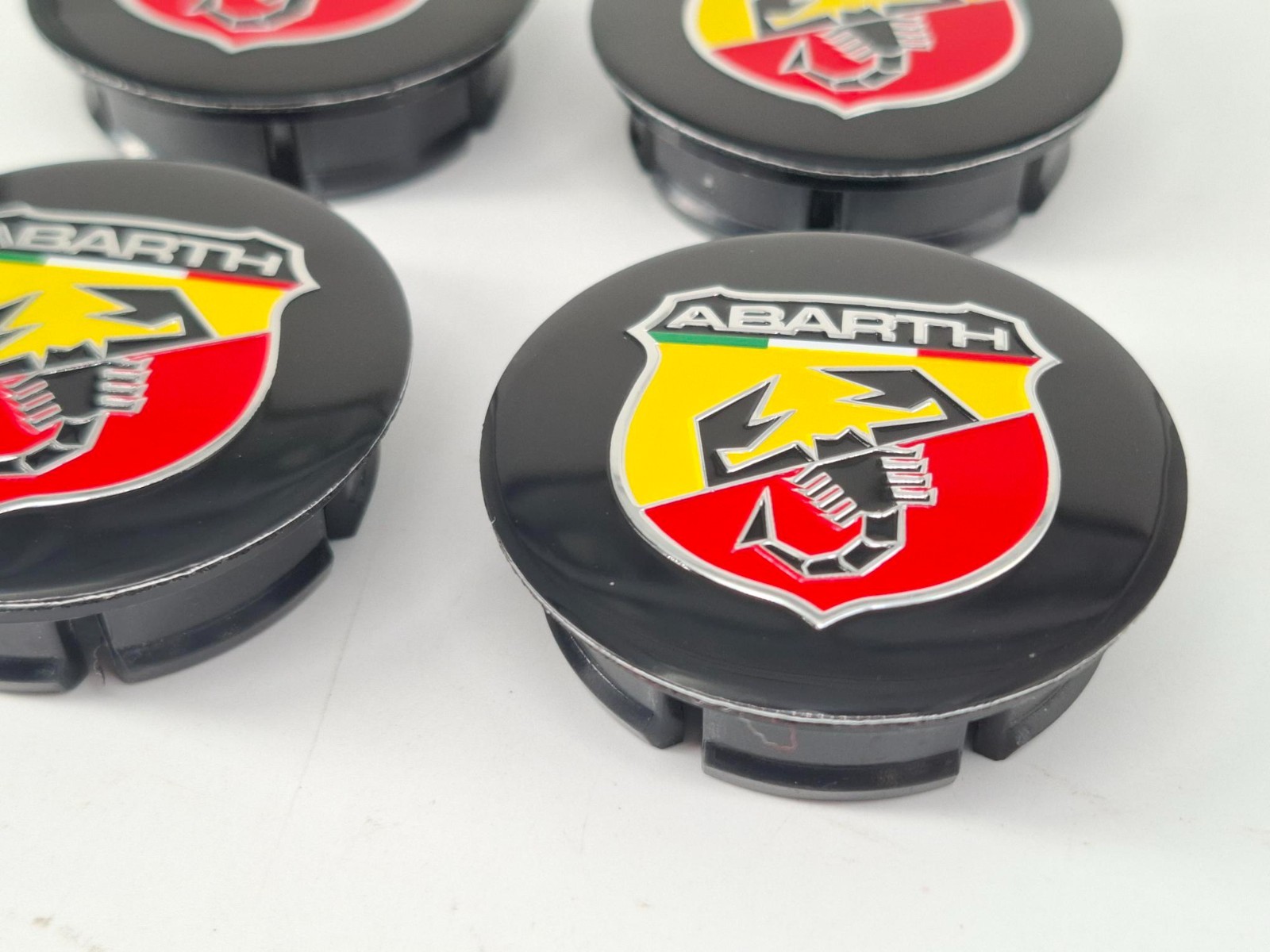 4 tappi coprimozzo Abarth 50mm per cerchi in lega foto 3