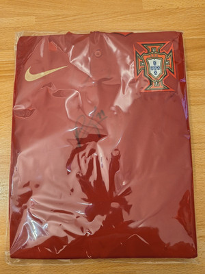 Bruno Fernandes Icons Jersey Autograph Signed Autogramm Trikot Portugal