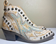 Circle G by Corral Ladies White Studs Booties Size US 8 1/2