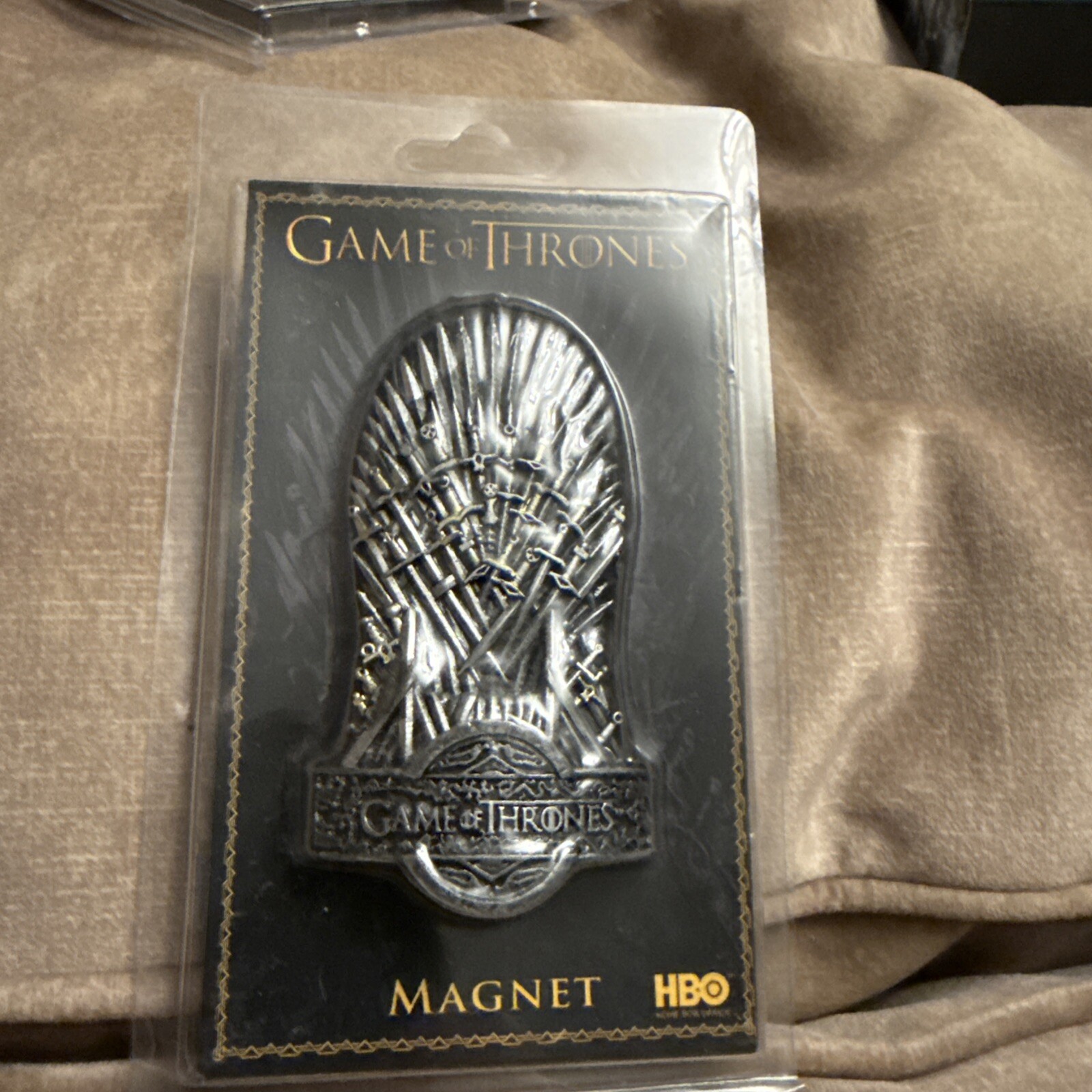 Game of Thrones Iron Throne Magnet Official HBO Collectable Sealed Fridge Magnet