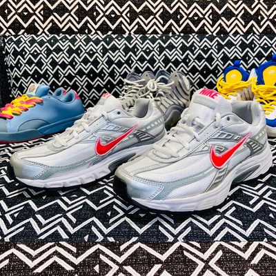 nike women's initiator wide running shoes