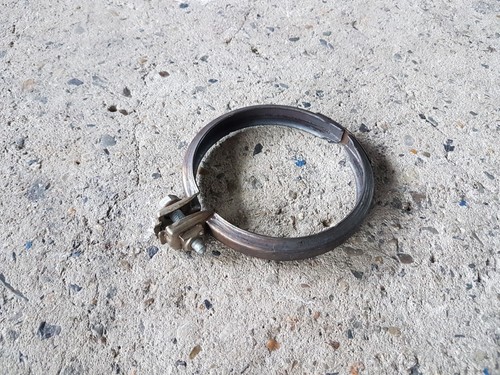 BMW 1er F20 F21 3er F30 F31 F34 N20 B38 B48 V-Bandschelle Katalysator 7606136