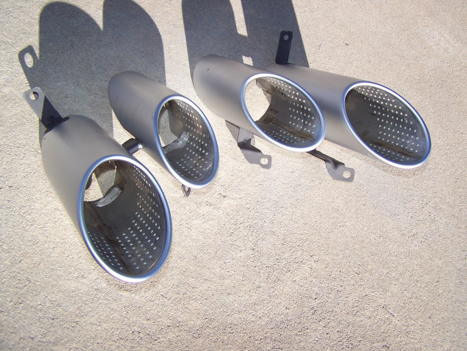LAMBORGHINI HURACAN EXHAUST MUFFLER TIPS OEM 4T0071910 4T0253697D PIPE TIP 