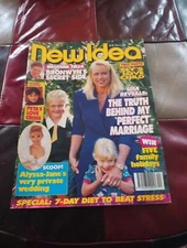 PETA TOPPANO,  ALYSSA-JANE COOK ,BARBARA EDEN, CHRISTY TURLINGTON, LESLIE NIELSE