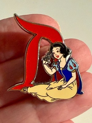 Disney Pins Disneyland D Fantasy Pin LE 100 Red Shimmer SNOW WHITE - SOLD OUT!