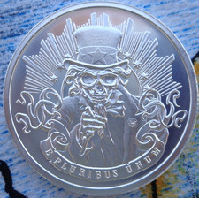 1 oz. E PLURIBUS UNUM (Out of Many, One) Veritas Numisma round .999 fine silver 98.31 per troy oz
