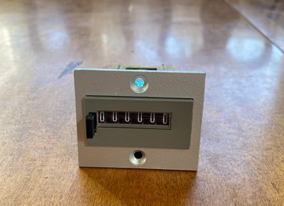 HECON Hengstler 110V Electromechanical Counter G0404489 Industrial Panel Meter