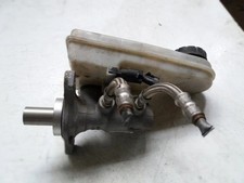 Maître-cylindre de frein Mitsubishi COLT