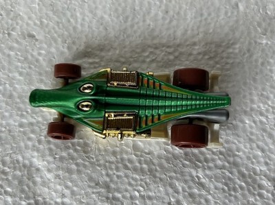 Hot Wheels Croc Rod Green Crocodile With Gold Chrome 1:64 Scale