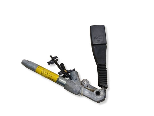 BMW 5 F10 F11 2011 Gurtschloss vorne 3055372 VAQ25914