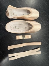 Grishko Nova Medium Shank Pointe Shoes Pink Size 5 4x New