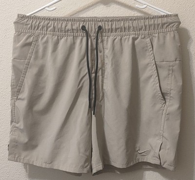 Nike UnlimitedMen's Dri-FIT 5'' Unlined Versatile Shorts Size S