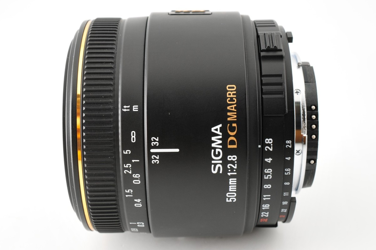SIGMA 50mm F2.8 DG MACRO Nikon Fマウント NEAR MINT /Hood] Sigma 50mm f/2.8 EX DG Macro For Nikon F Mount