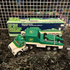 1994 BP Toy Race Car Carrier Limited Edition Truck w/ Formula 1 Car Lights NIB