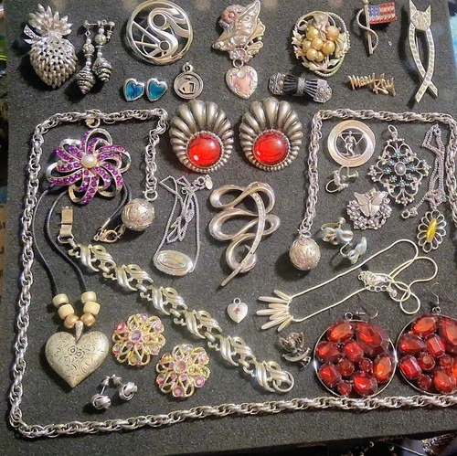 VTG Signed Birds & Blooms LE1998 Monet Sarah Cov Avon & Unsigned Costume Jewelry