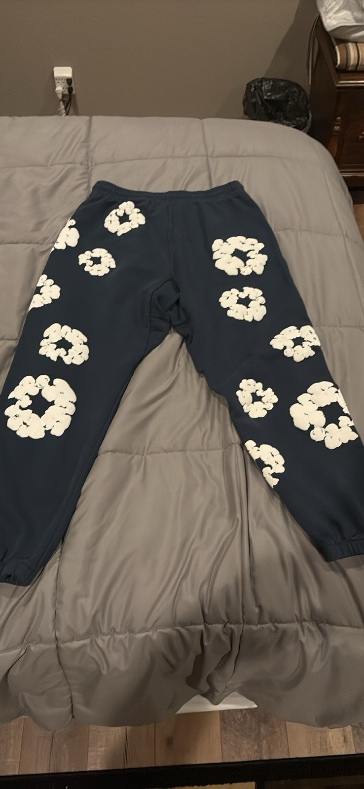 (Size Men’s L) Navy Denim Tears Sweatpants Lightly Used 100% Authentic