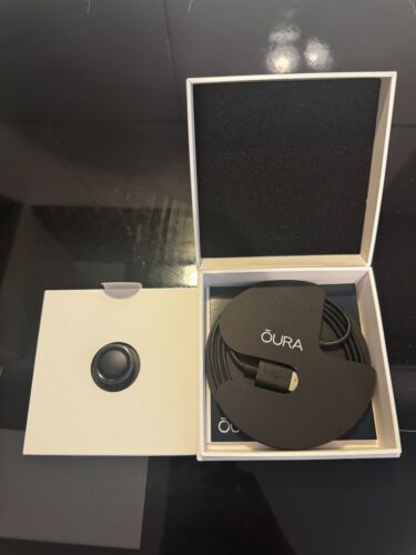 Oura Ring Gen 3 Black Size 8 Heritage