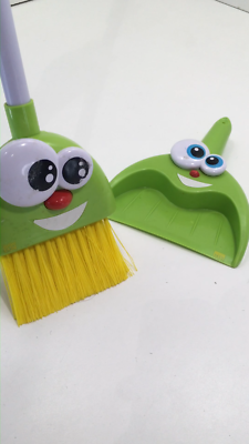 C VIDEO! Kidz Delight Silly Sam Green Toy Play Pretend Dust Pan