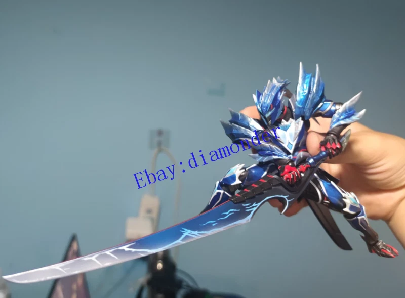 Kaiyodo En Stock Monster Hunter Rise Ice Wolf Dragon Armadura Yamaguchi Con Bonus Foto 3 de 4