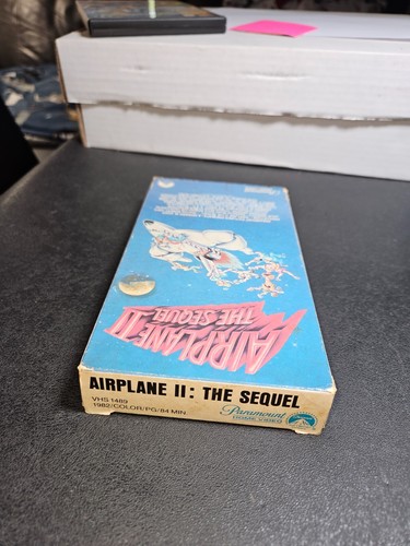 Airplane II 2 : The Sequel (VHS, 1982) Rare Comedy Original First Release HTF - Picture 4 of 4