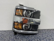 Passenger Headlight Chrome Bezel Fits 15-19 SILVERADO 2500 PICKUP 971464