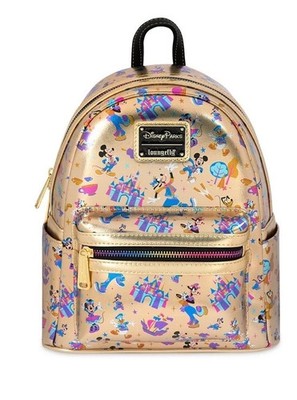 新品未使用　ラウンジフライ　リュック　ディズニーパーク70周年記念　ゴールド Disney Parks Loungefly Disneyland 70th Anniversary Gold Metalic