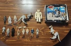 HUGE Lot of Vintage Kenner Star Wars HOTH Action Figures w/ Original Blasters