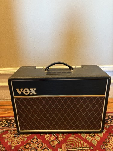 Vox AC10C1 Guitar Amplifier 10w 60hz 120v