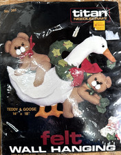 VTG 1980s Titan Needlecraft Felt Wall Hanging Kit Teddy and Goose 14" x 18" 32