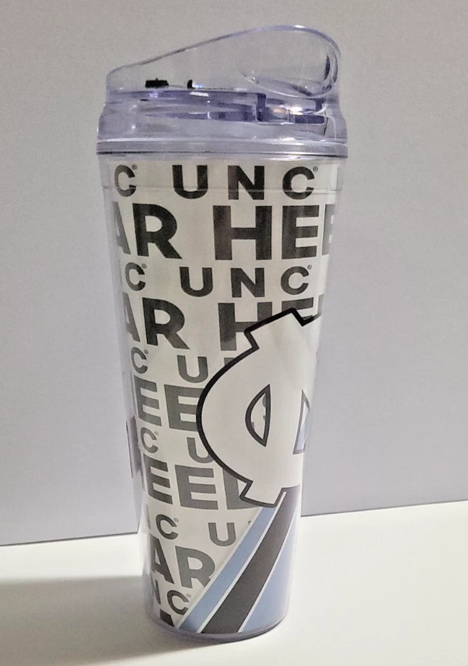 Vaso acrílico North Carolina Tarheels Rico Industries NCAA 24 oz con tapa y pajita Foto 4 de 4