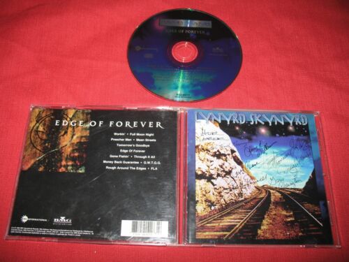 FREE SHIPPING / CD / LYNYRD SKYNYRD EDGE OF FOREVER - Picture 1 of 1