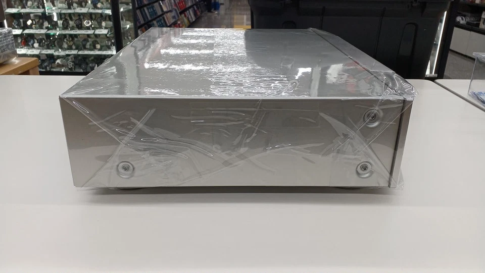 Marantz CD6005 CD Player Good Condition from Japan w/Remote - Image 4 of 4