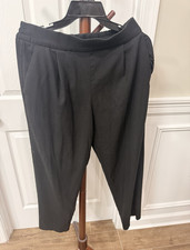 Women s Black Pleated Dress Pants L Crepe Polyester Tapered Leg Pockets