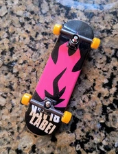 Vintage BLACK LABEL Tech Deck CUSTOM Fingerboard 32MM Trucks Foam Grip Tape RARE