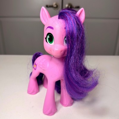Hasbro My Little Pony Princess Pipp Petals G5 Pink Pegasus Figure 8 Inch