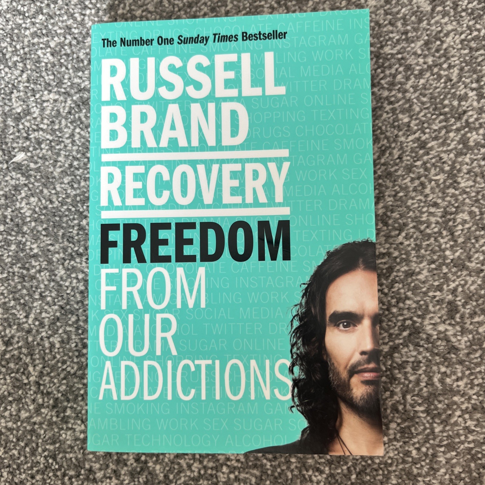 Recovery : Freedom from Our Addictions by Russell Brand (2018, Trade Paperback)