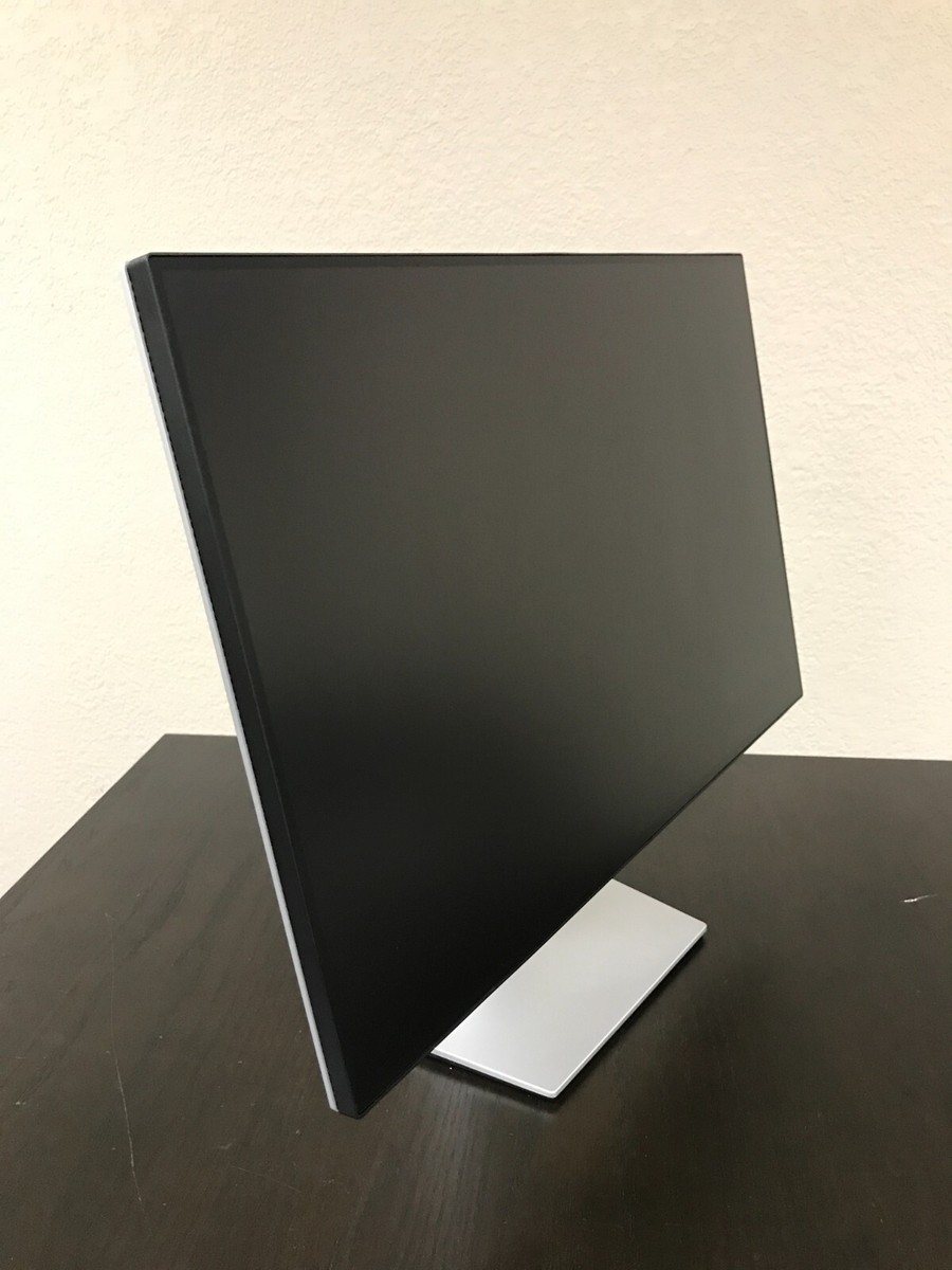 Dell UltraSharp U2421E 24