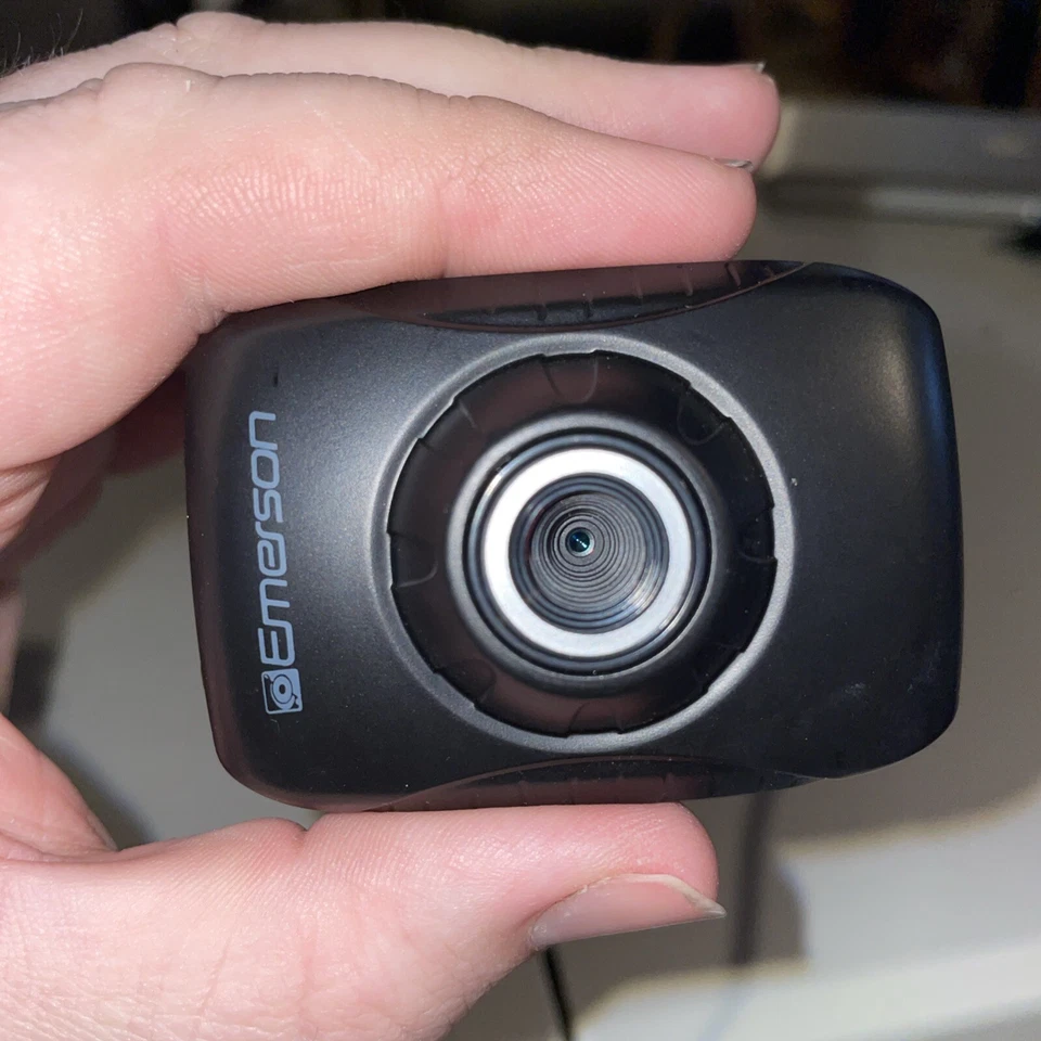 Emerson EVC355 Camcorder Waterproof Case No Charger Untested - Image 2 of 4