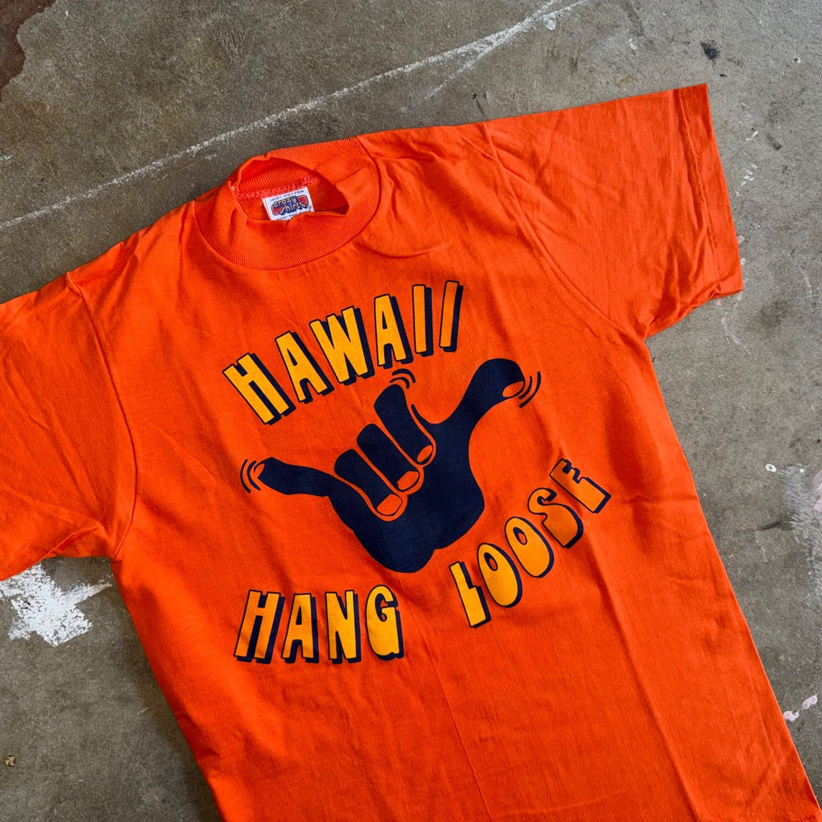 70s - 80s VINTAGE CRAZY SHIRTS HAWAII HANG LOOSE T-SHIRT MEN SZ S