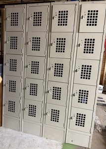 Metal Storage Locker Cabinet Bank with 20 Vented Doors