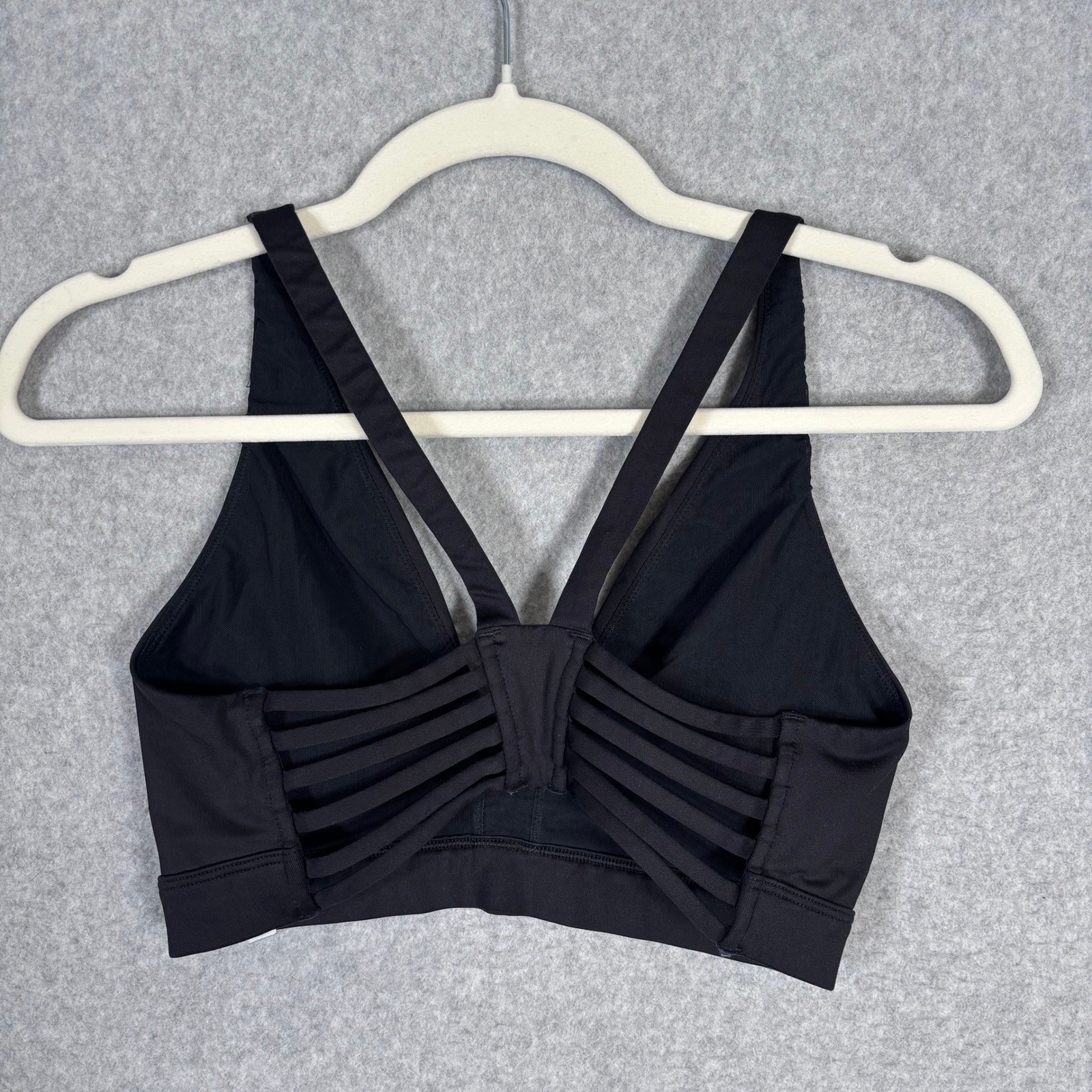 Victorias Secret VSX Sports Bra Small Strappy Back Plunge Lightly Lined Active