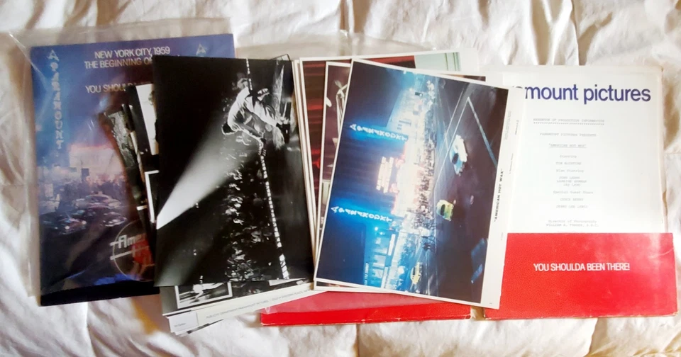 KIT PRENSA CINEMATOGRÁFICA AÑOS 80 Y 90 LOTE DE (7) Dif. Toneladas de fotos-comedia, western, etc. Foto 3 de 4