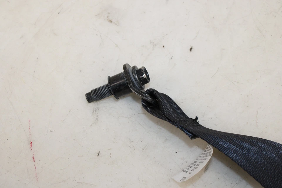 Cinturón de seguridad delantero derecho Nissan Juke Nismo RS 2013-2017 negro OEM MR51 Foto 2 de 4