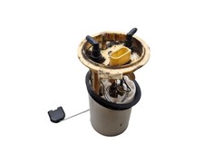 VOLKSWAGEN PASSAT Fuel Pump Sender Unit 2.0 Diesel CFFB 2011 B7