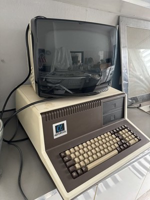 Triumph Adler Alphatronic CA/P2 Retro Vintage Pc Computer | FUNKTION GETESTET