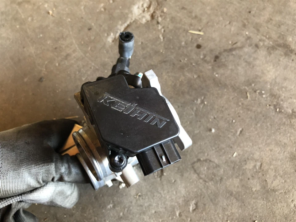 Trilho de combustível corpo acelerador fabricante de equipamento original Honda CBR500R CBR 500 CBR500 13 14 15 2013 2014 2015 - Imagem 3 de 3