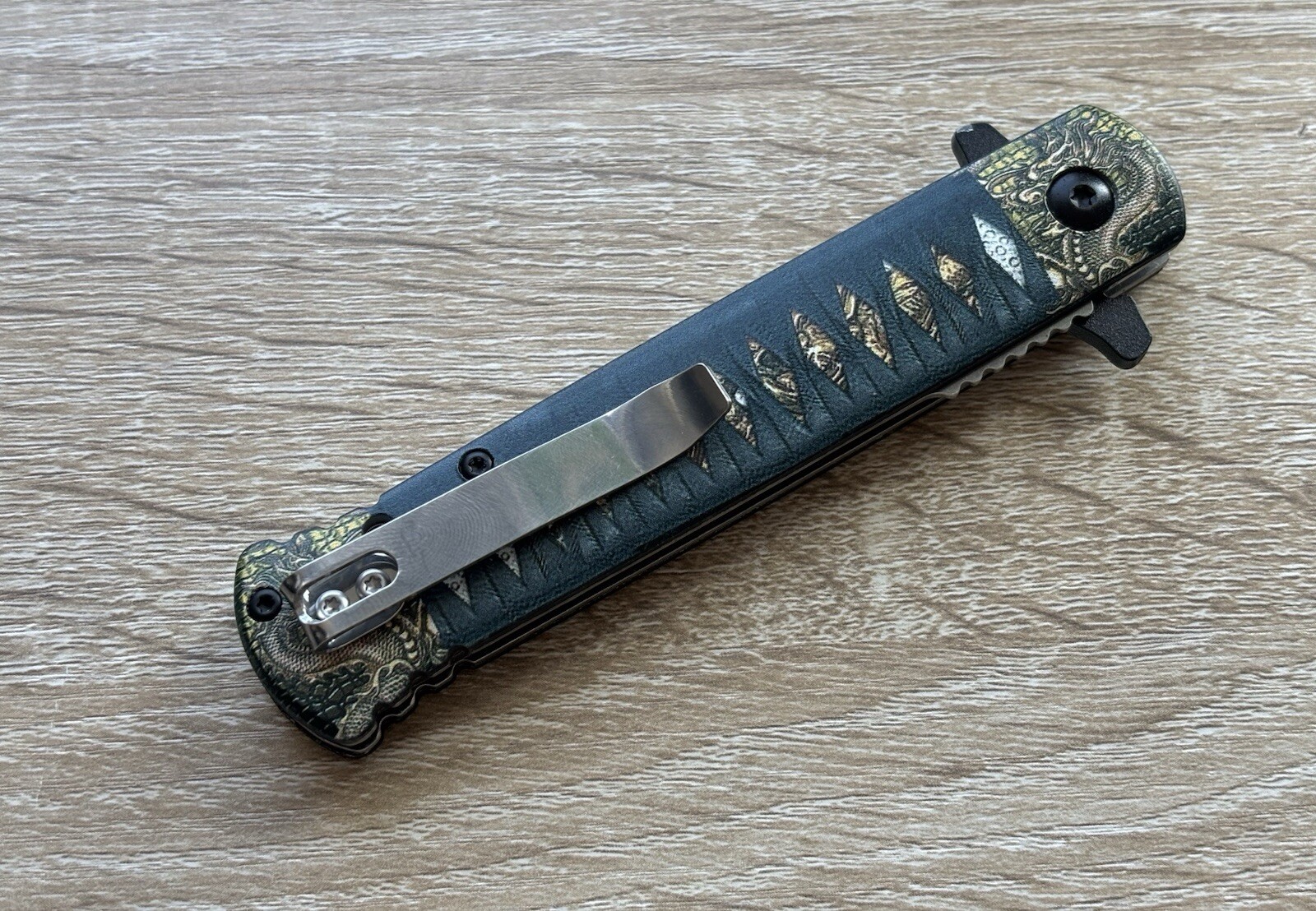 Full Size Pocket Knife Spring Assist Katana Samurai Style Blood Groove Black