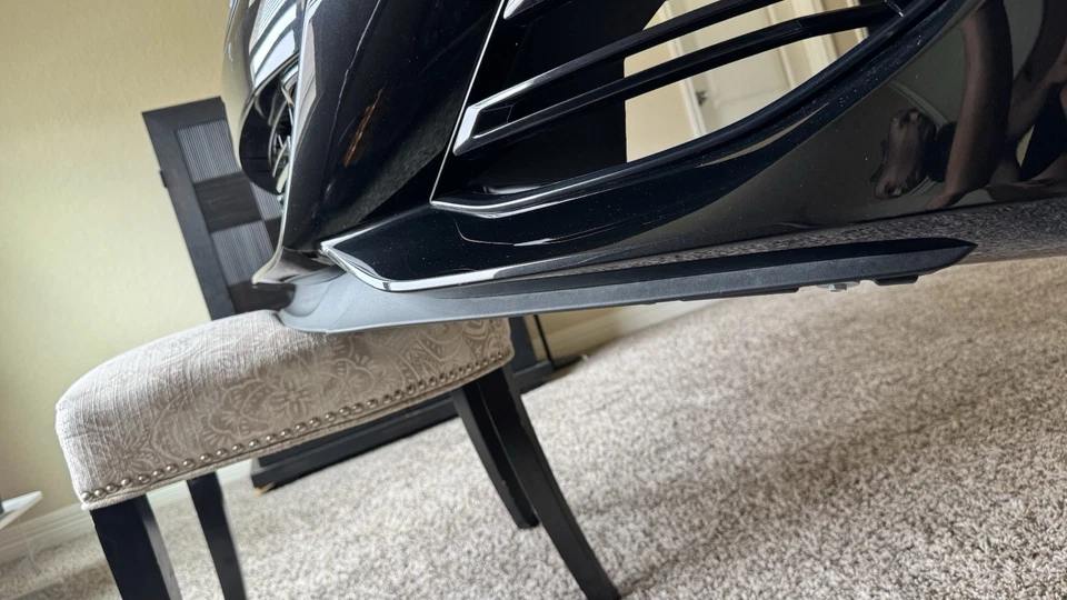 Parachoques delantero deportivo BMW G15 serie 8 M COMPLETO OEM con cámara y sensores negro Foto 2 de 4