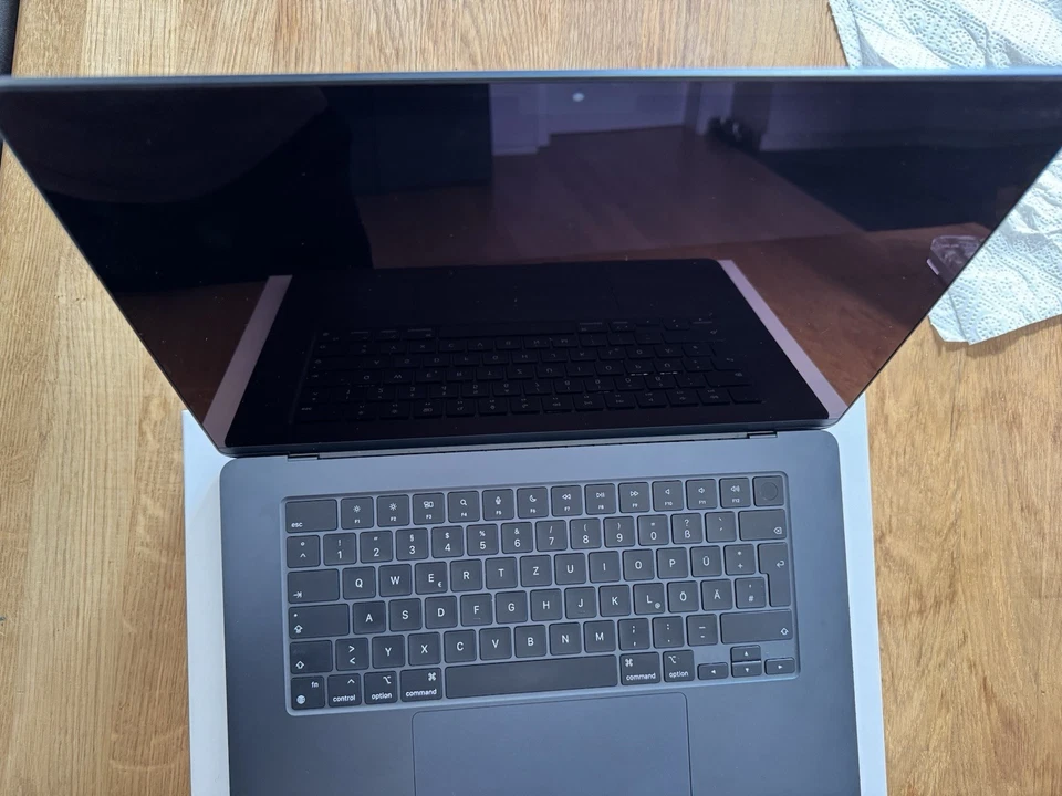 Apple MacBook Air 15" M2 · 8GB · 512GB, Foto 4 von 5