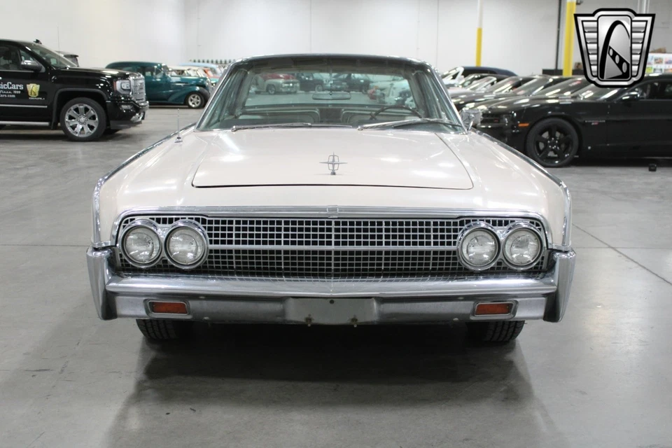 1963 Lincoln Continental  - Image 4 of 4